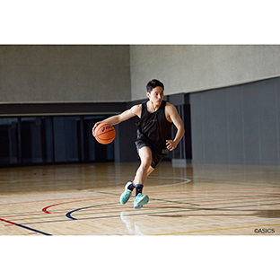 アシックス_川村選手共同開発シューズ