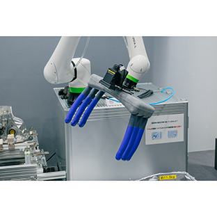 BS_ソフトロボティクス ベンチャーズ_TETOTE ストロングモデル